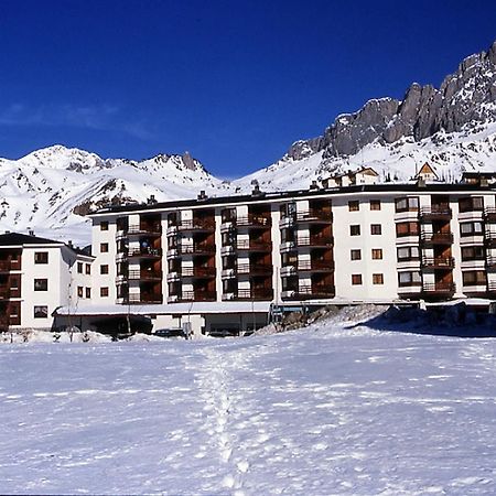 Hotel Nievesol Formigal Buitenkant foto